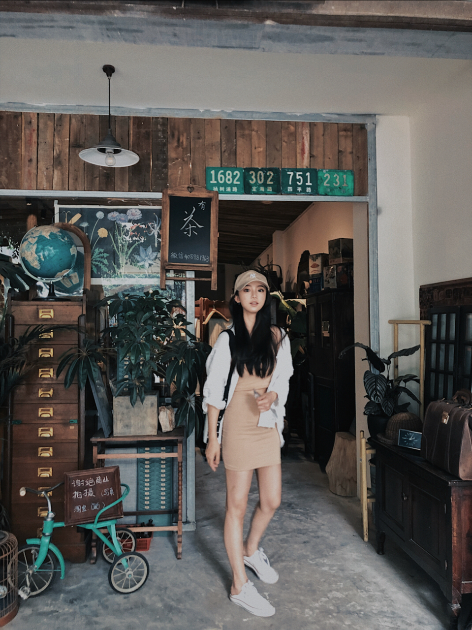 最新ESI揭示小巷深处的隐藏宝藏，特色小店的奇遇之旅